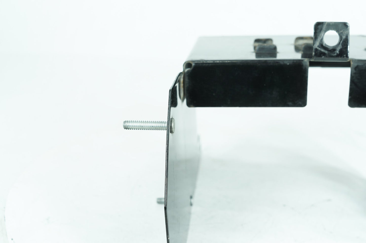 1999 - 2006 Harley-Davidson Touring Electra Glide Classic Battery Tray Bracket Holder Carrier  	66281-02A
