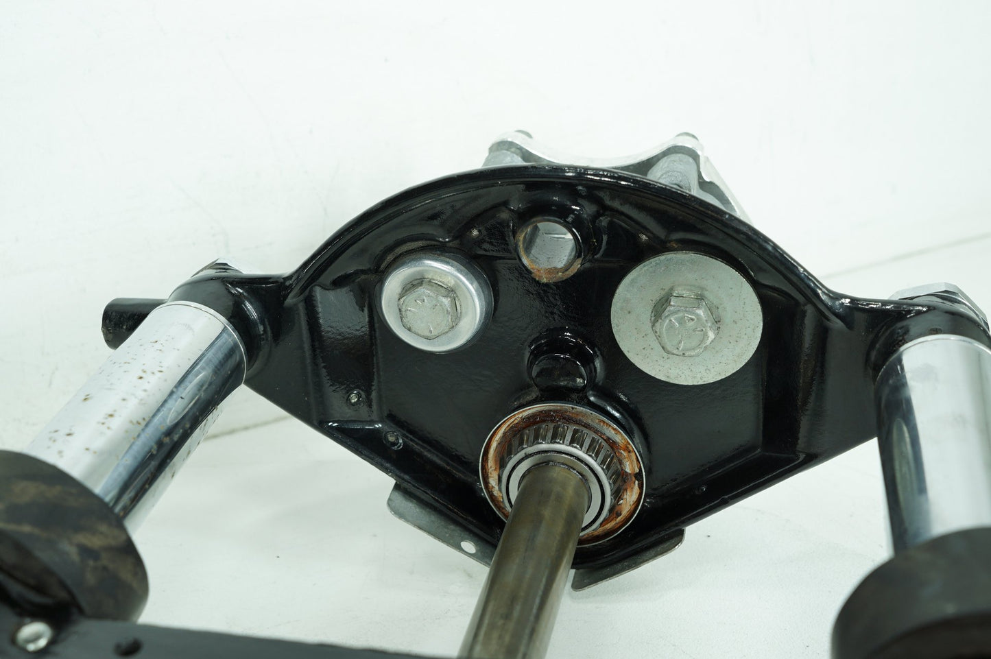 2007 - 2011 Harley-Davidson Touring Street Glide Front Triple Tree Set & LH RH Fork Legs Sliders 45435-95