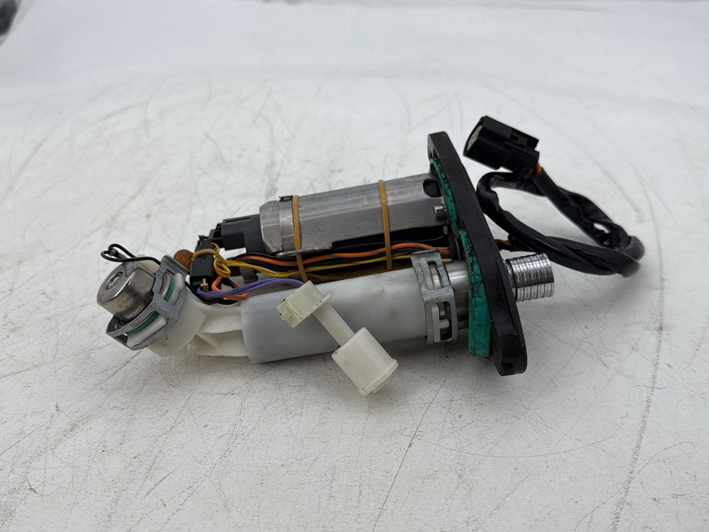 2008 Harley Sportster XL883L 883 Low OEM Fuel Pump Gas Gasoline Petrol Sending