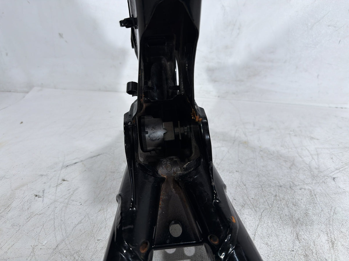 2017 Harley Dyna Street Bob FXDB OEM Upper Portion Main Frame Neck Cut Off SLVG