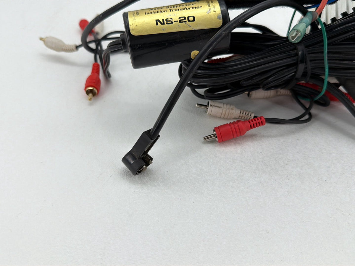1997 Harley Road King Touring BOSS Radio Sound Amplifier Ground Loop Isolator