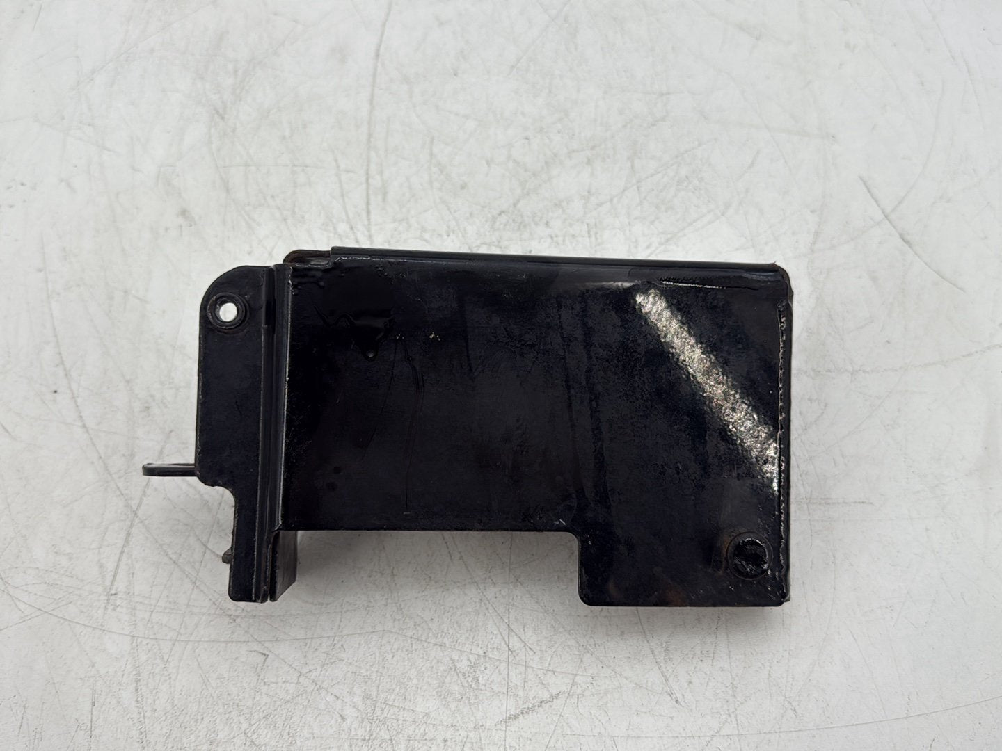 2005 Harley Dyna FXDWG Wide Glide OEM Battery Tray Bracket Holder Carrier