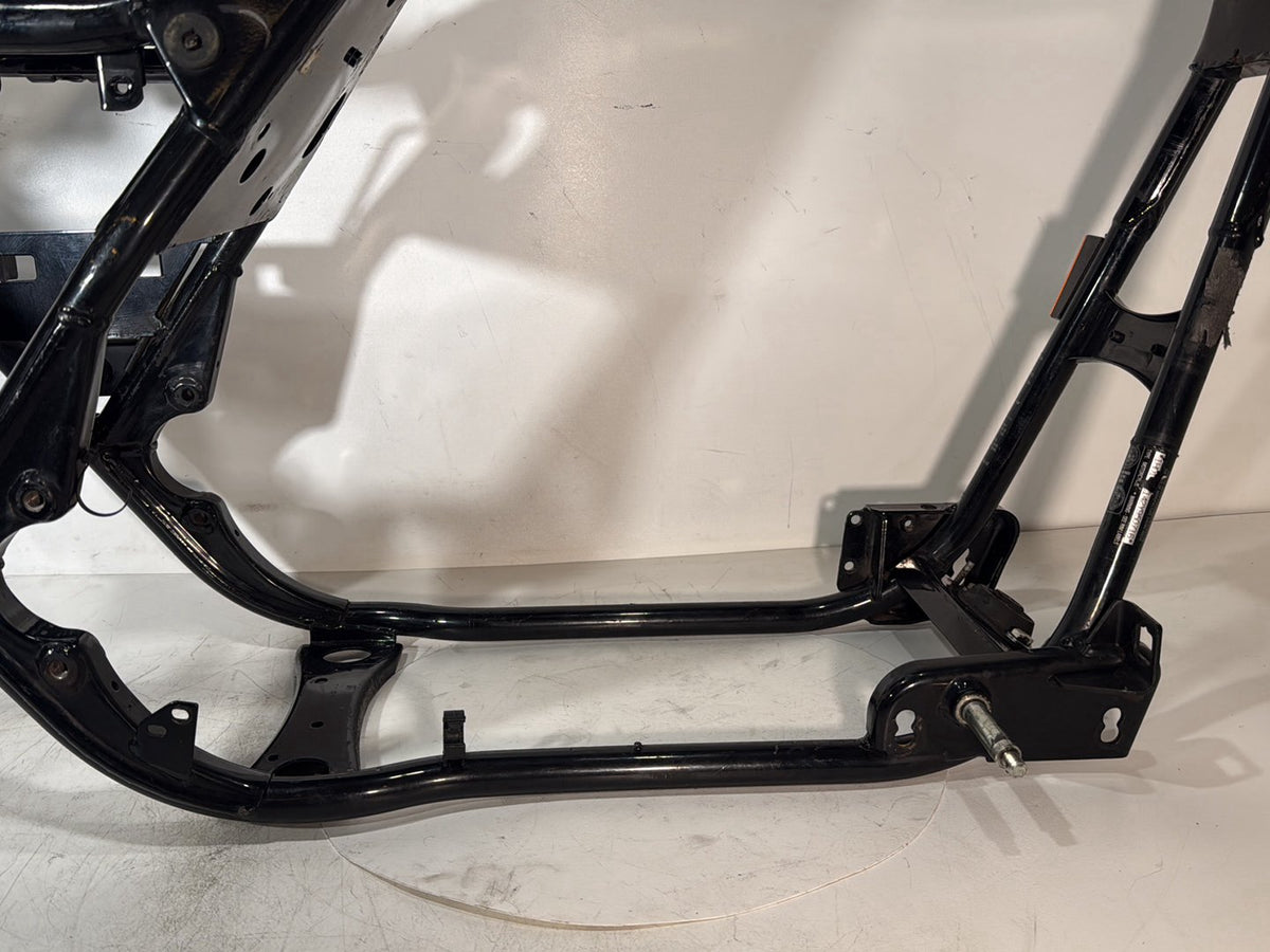 2002 Harley Touring Screamin Eagle Road King OEM Body Main Frame Chassis CLN CLR