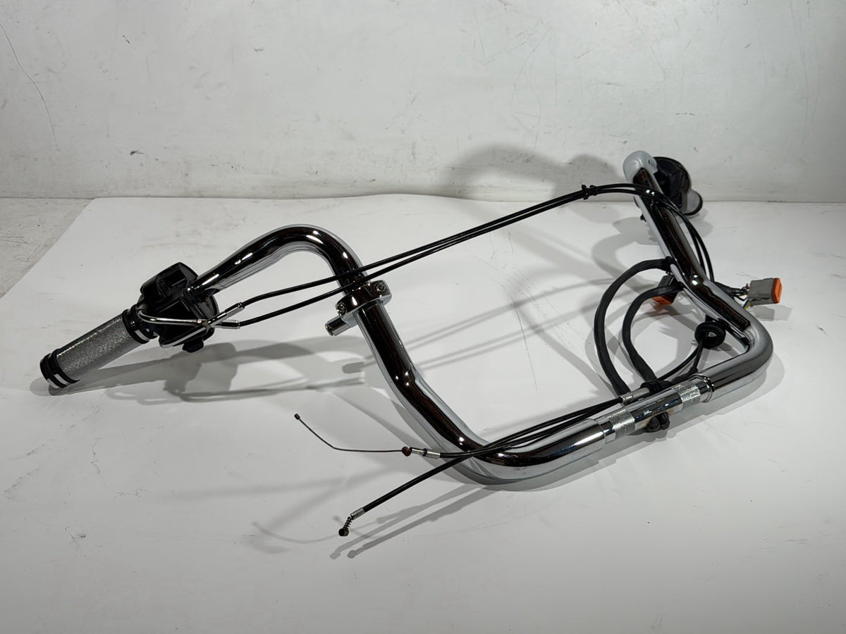06 Harley Street Glide Touring FLHXI OEM Handlebars Left Right Switches Controls