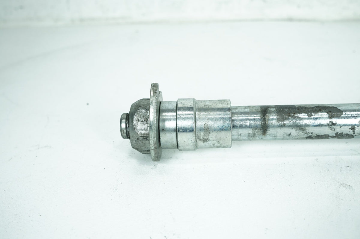 2003 Harley Touring SEI1 CVO Screamin Eagle Road King OEM Rear Wheel Axle Bolt Shaft