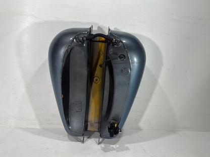 2000 Harley Dyna FXDWG Wide Glide OEM Fuel Gas Tank Gasoline Reservoir