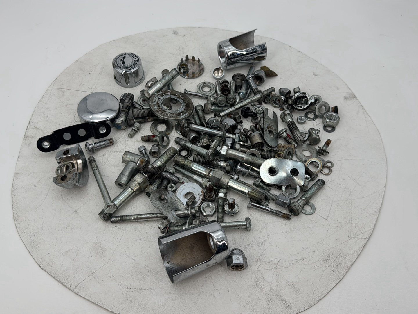 1999 - 2006 Harley-Davidson Dyna Wide Glide Hardware Bolts Nuts & Brackets