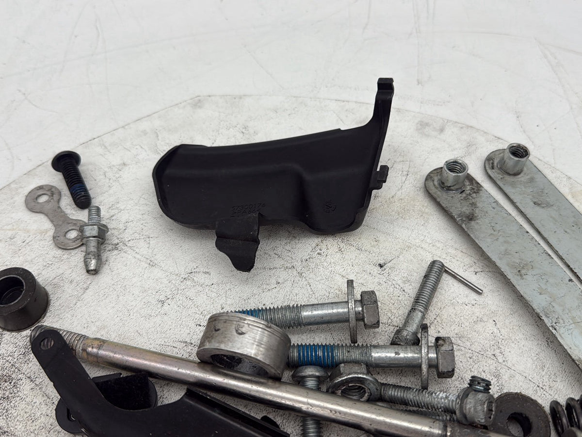 2019 Harley Softail Street Bob FXBB OEM Misc-2
