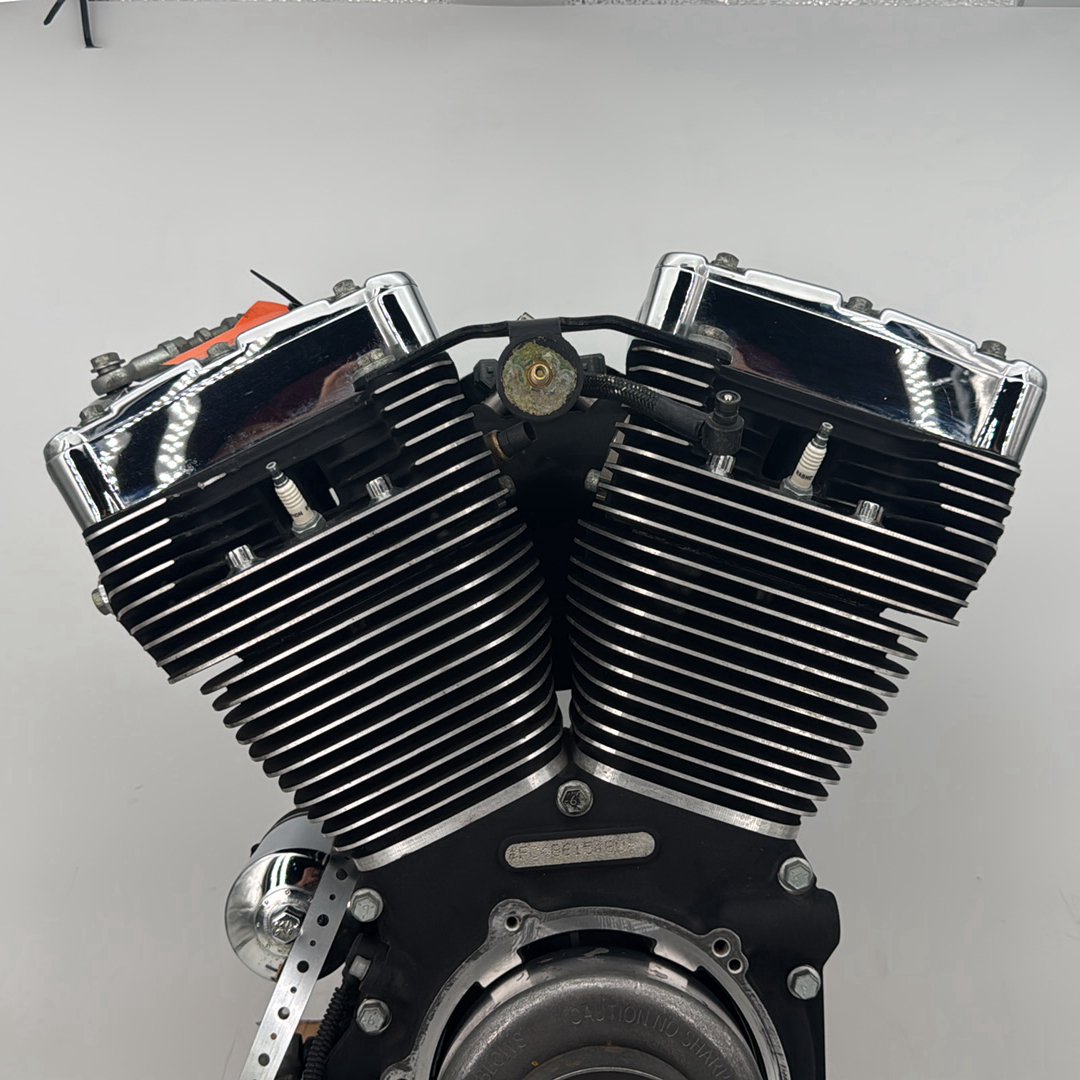 2007 - 2012 Harley-Davidson Touring Electra Glide Ultra EFI Twin Cam 96 Engine Motor 19261-08
