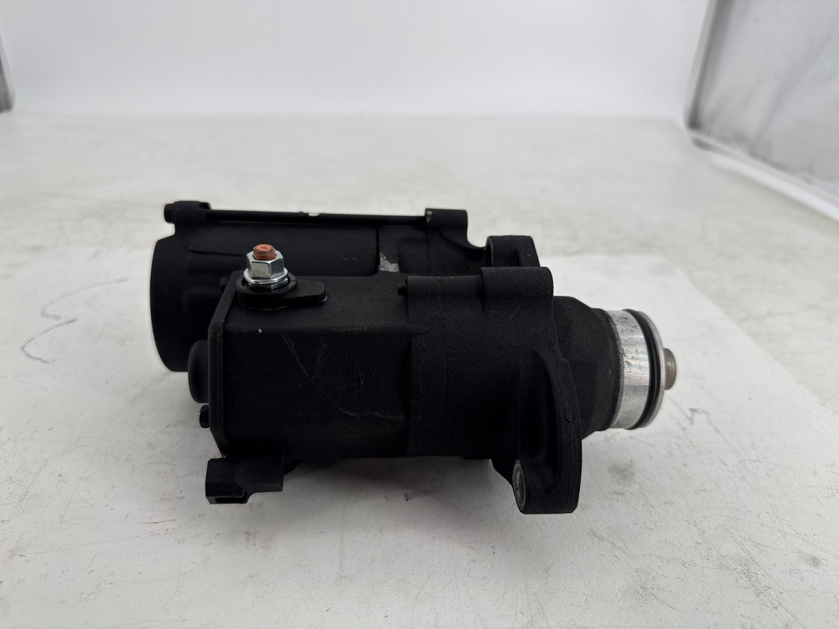 2013 Harley Street Glide Touring FLHX OEM Engine Starter Motor 31618-06A 12V