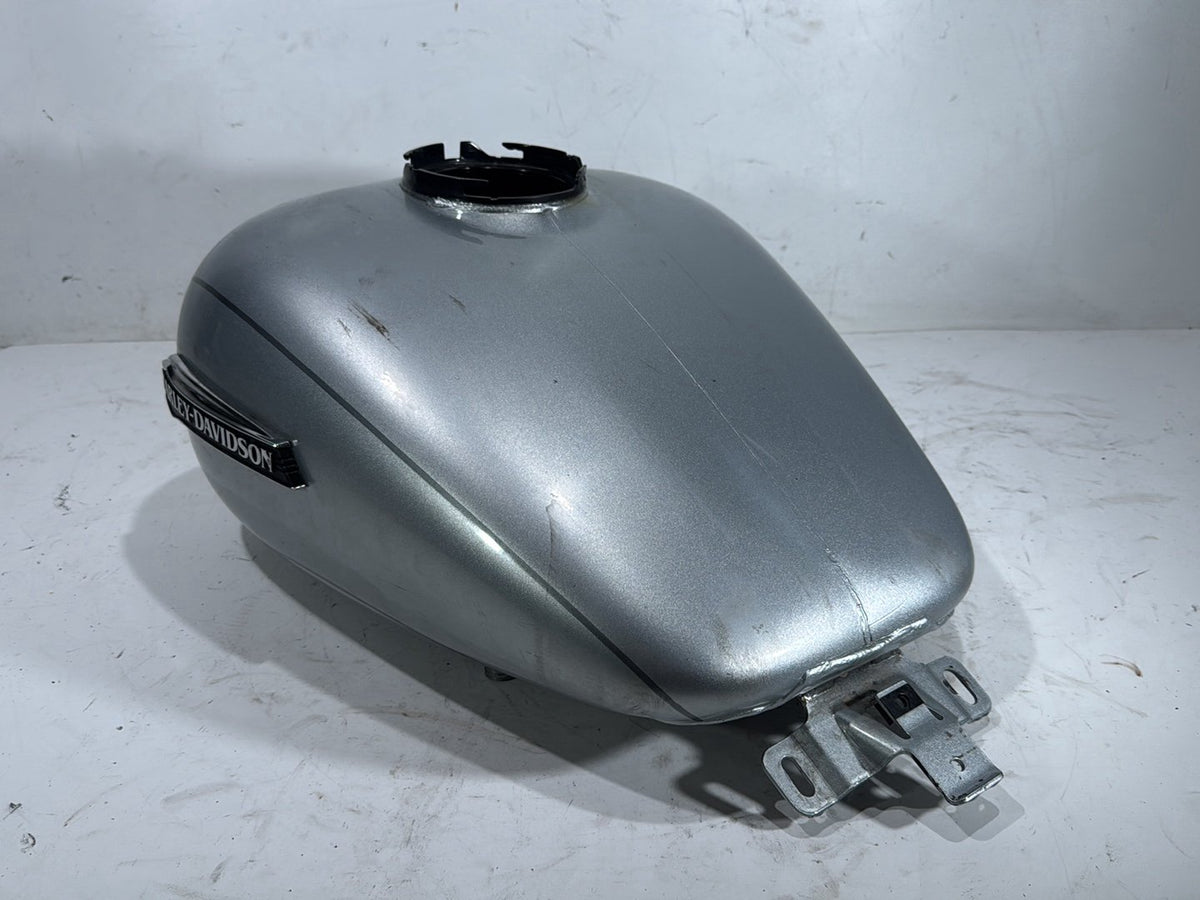 2015 Harley Electra Glide Touring OEM Fuel Gas Tank Gasoline Reservoir DENTED