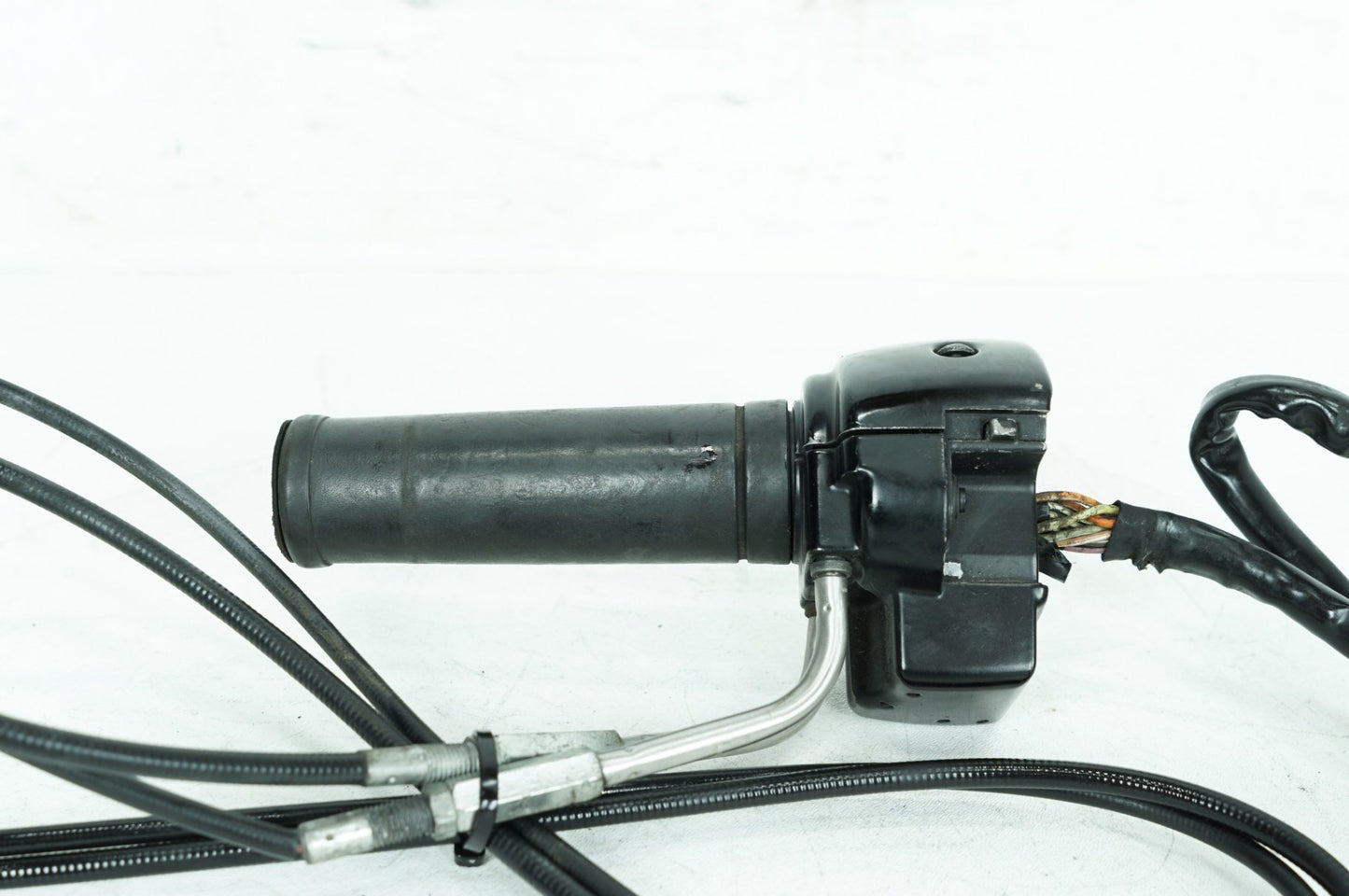 1999 - 2006 Harley-Davidson Touring Electra Glide Right Engine Start Kill Switches Controls 71684-06A