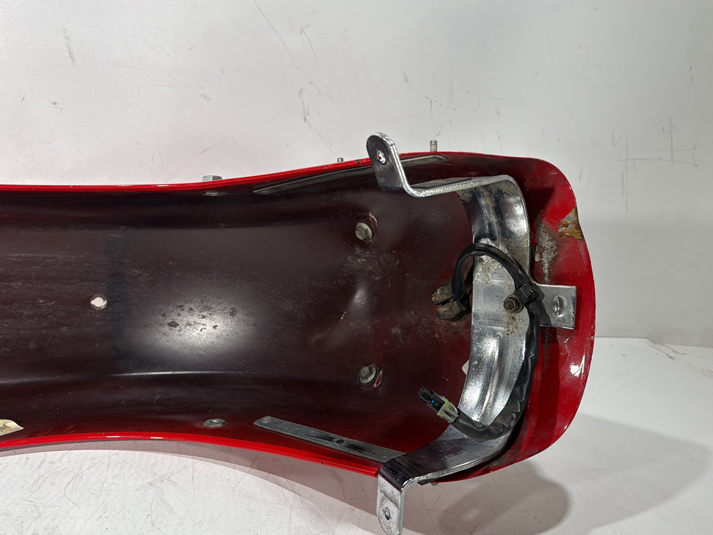2010 Harley Street Glide Touring FLHX OEM Rear Wheel Fender & Turn Signals Bar