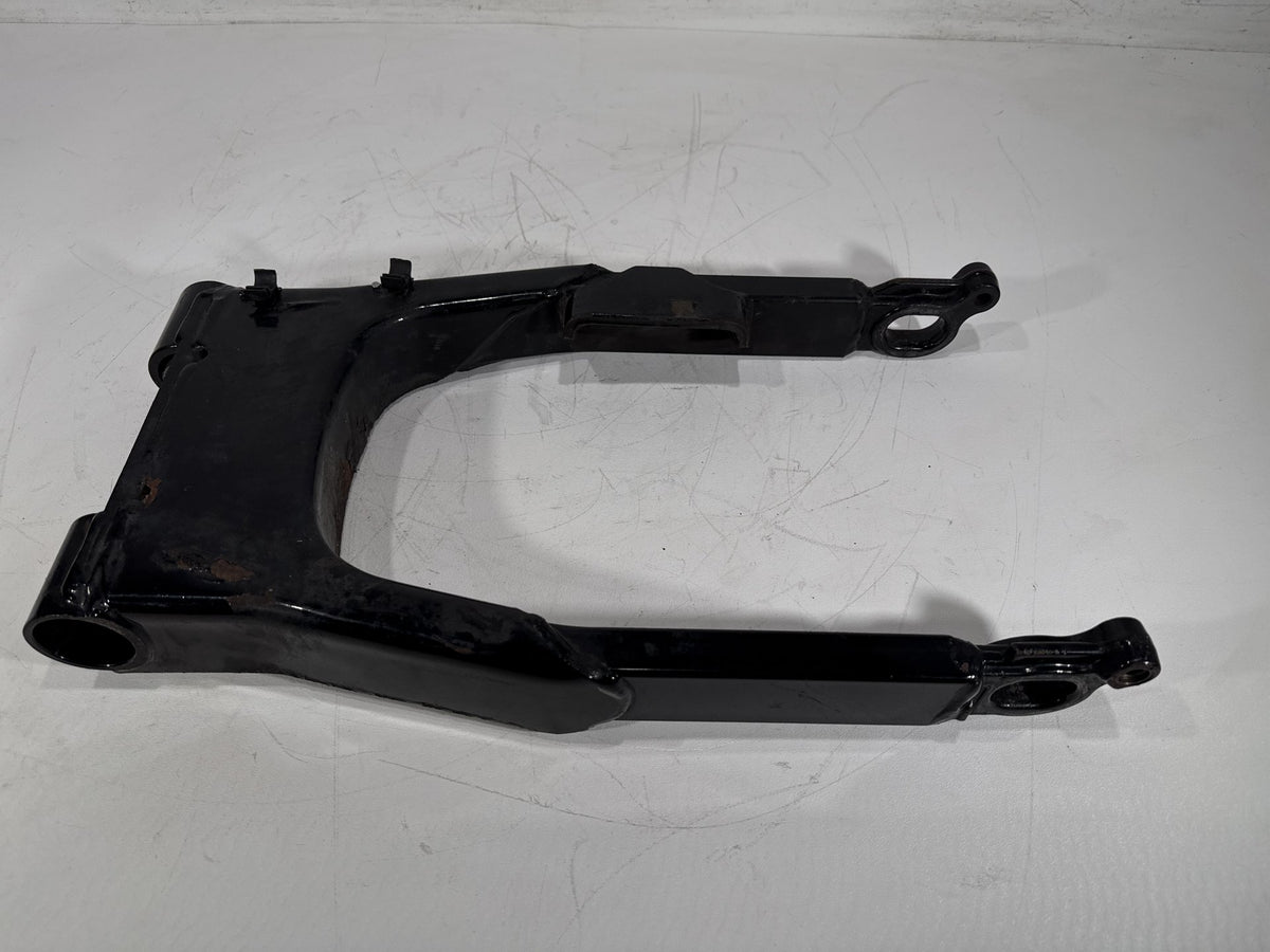2006 Harley Road King Touring Custom OEM Rear Fork Swingarm Swing Arm