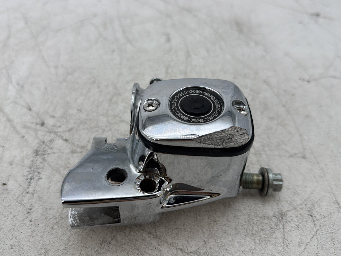 2003 Harley Dyna Wide Glide FXDWG OEM Front Brake Lever Master Cylinder Reservoir