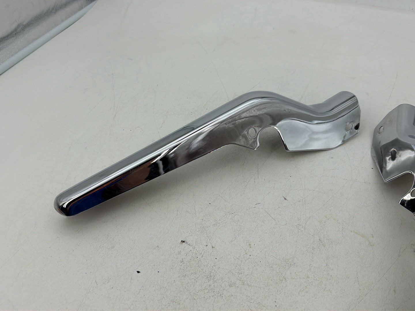 2007 - 2012 Harley-Davidson Touring Street Glide Rear Left Right Fender Struts Bracket