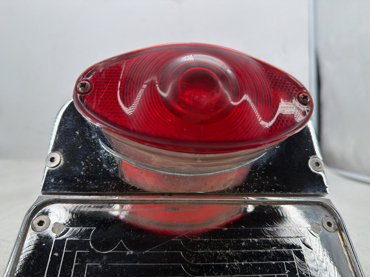 2002 Harley Dyna Wide Glide OEM Rear Brake Taillight Tail Lamp w/ License Plate