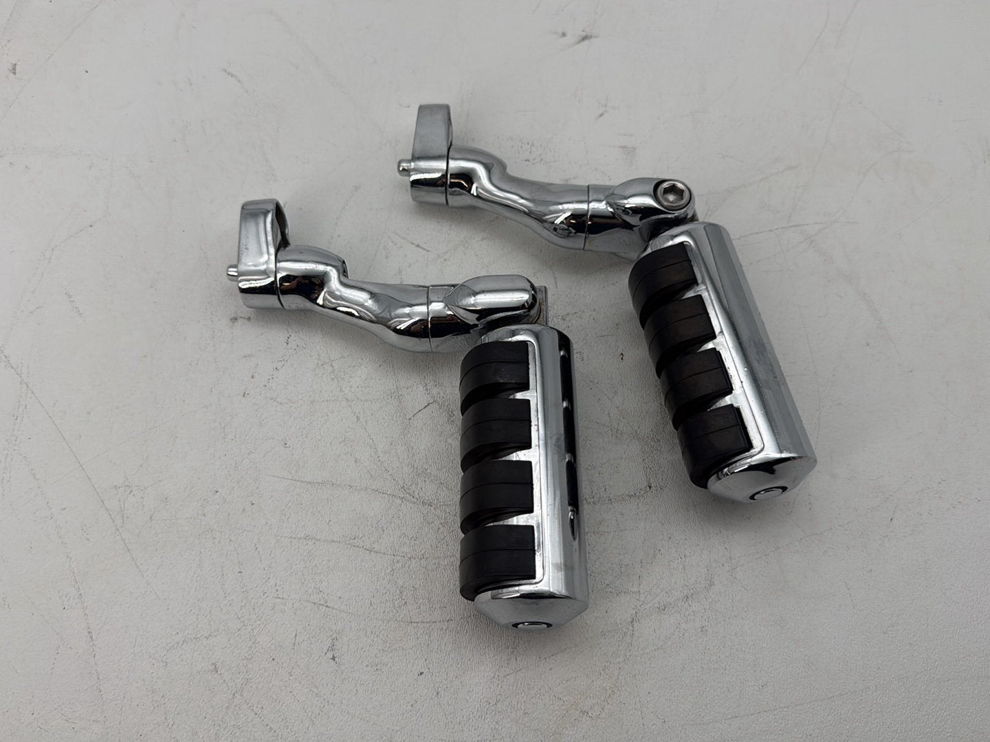 2007 Harley Touring FLHTP Electra Glide Police OEM Passenger Left & Right Foot Pegs