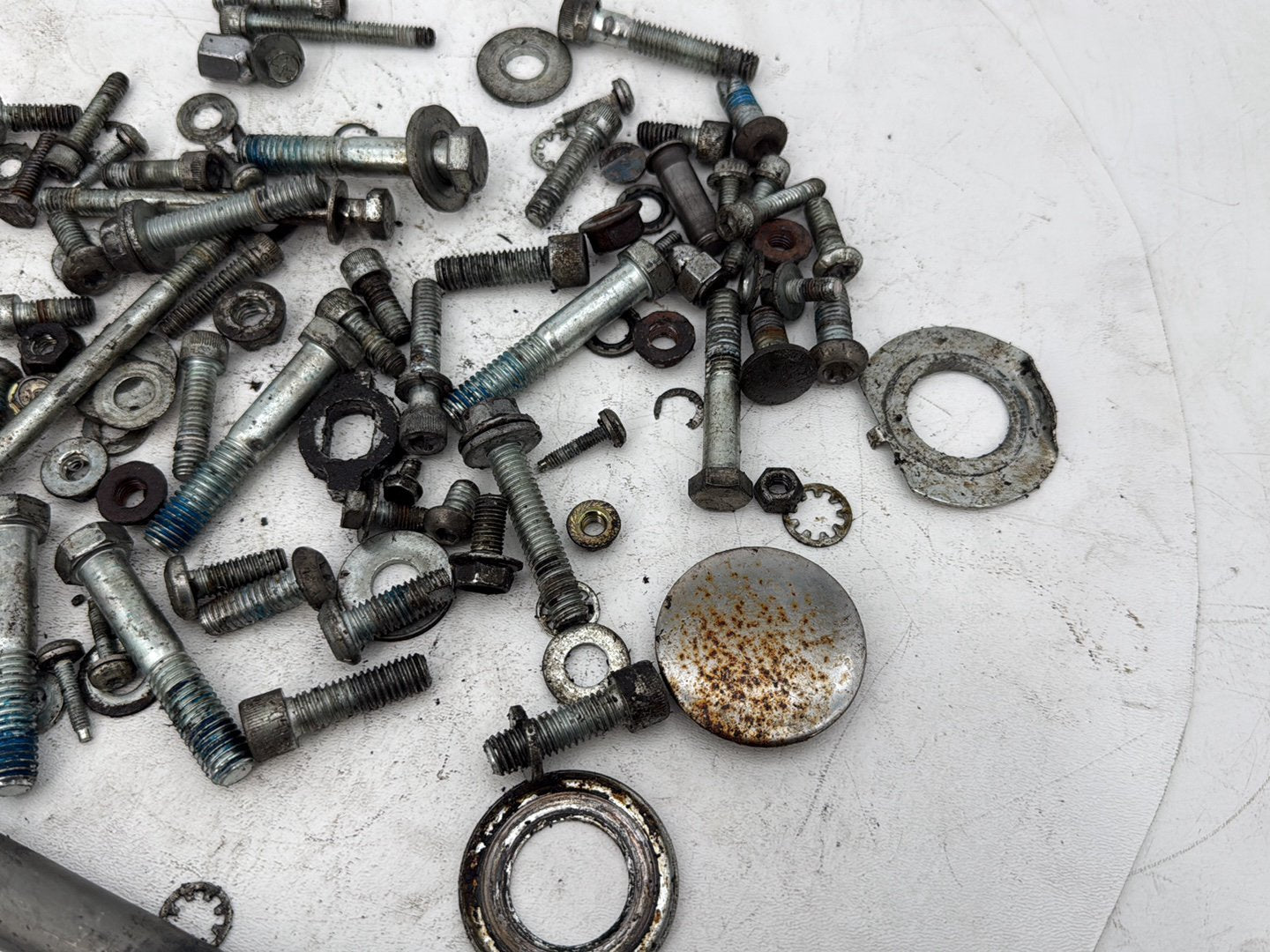 1999 - 2006 Harley-Davidson Dyna Super Glide Hardware Bolts Nuts & Brackets