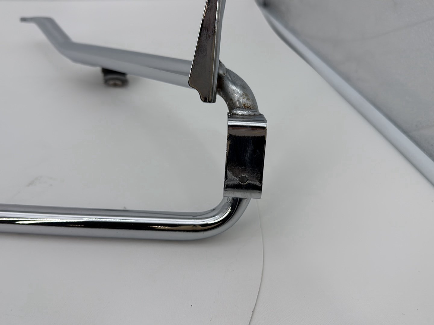 2009 Harley Touring FLHX Street Glide OEM Rear Left Right Saddlebag Guard Rails Bar