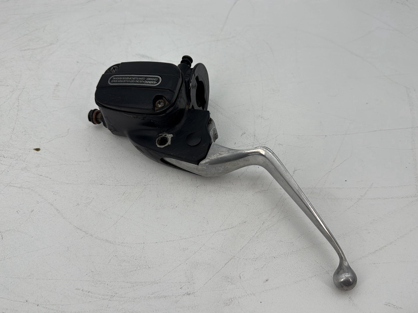 2008 - 2016 Harley-Davidson Touring Electra Glide Ultra Front Left Hand Clutch Lever Master Cylinder 36700056