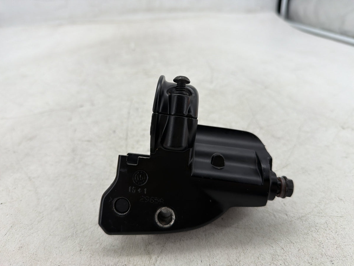 15 Harley Electra Glide Touring OEM Front Left Hand Clutch Lever Master Cylinder