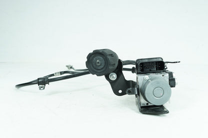 2018 - 2024 Harley-Davidson Softail Sport Glide ABS Brake Pump & Control Module 41100044C