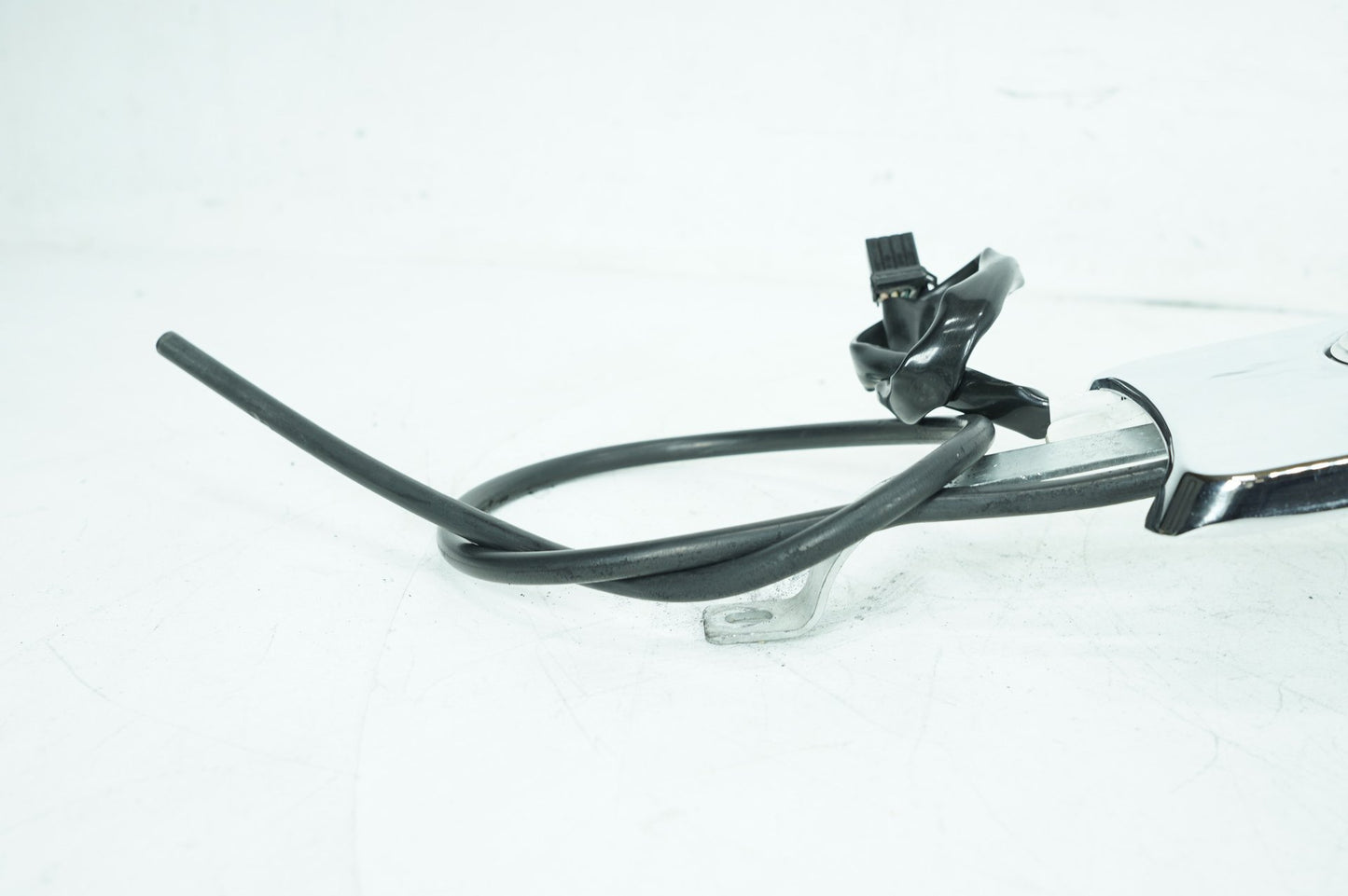 2008 - 2016 Harley-Davidson Touring Road Glide Fuel Gas Tank Dash Console NOKey 69214-08
