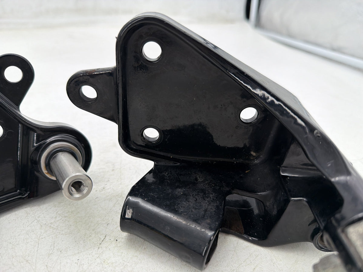2006 Harley Softail Deuce FXSTDI OEM Left & Right Driver Step Foot Rest Pegs