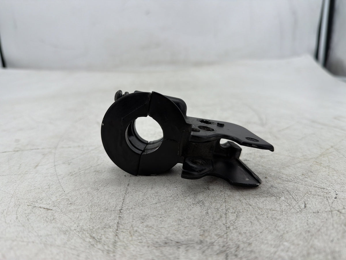 2004 Harley Heritage Softail Classic OEM Clutch Hand Lever Clutch Perch 38608-96