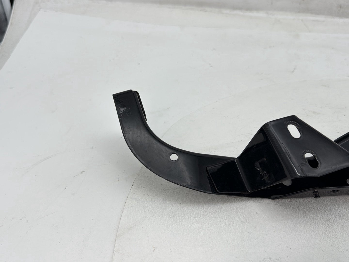 2007 Harley Street Glide Touring FLHX OEM Right Left Fairing Support Brackets