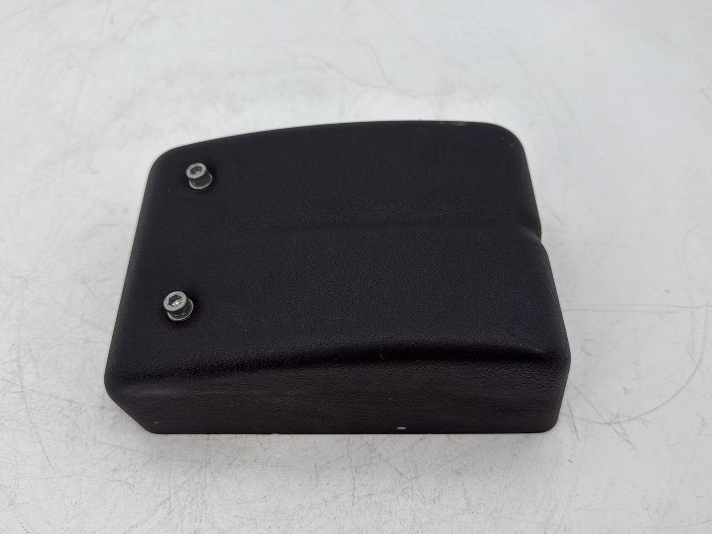 2006 - 2017 Harley-Davidson Dyna Street Bob Electrical Side Cover Tray Panel 66236-04