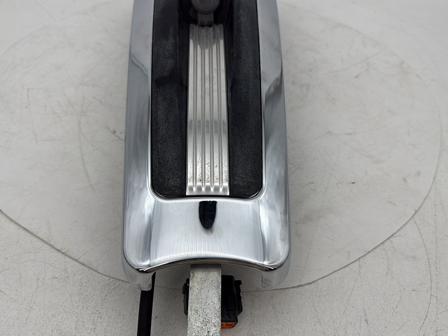 2007 - 2012 Harley-Davidson Touring Electra Glide Ultra Fuel Gas Tank Dash Console NOKey 	61270-08