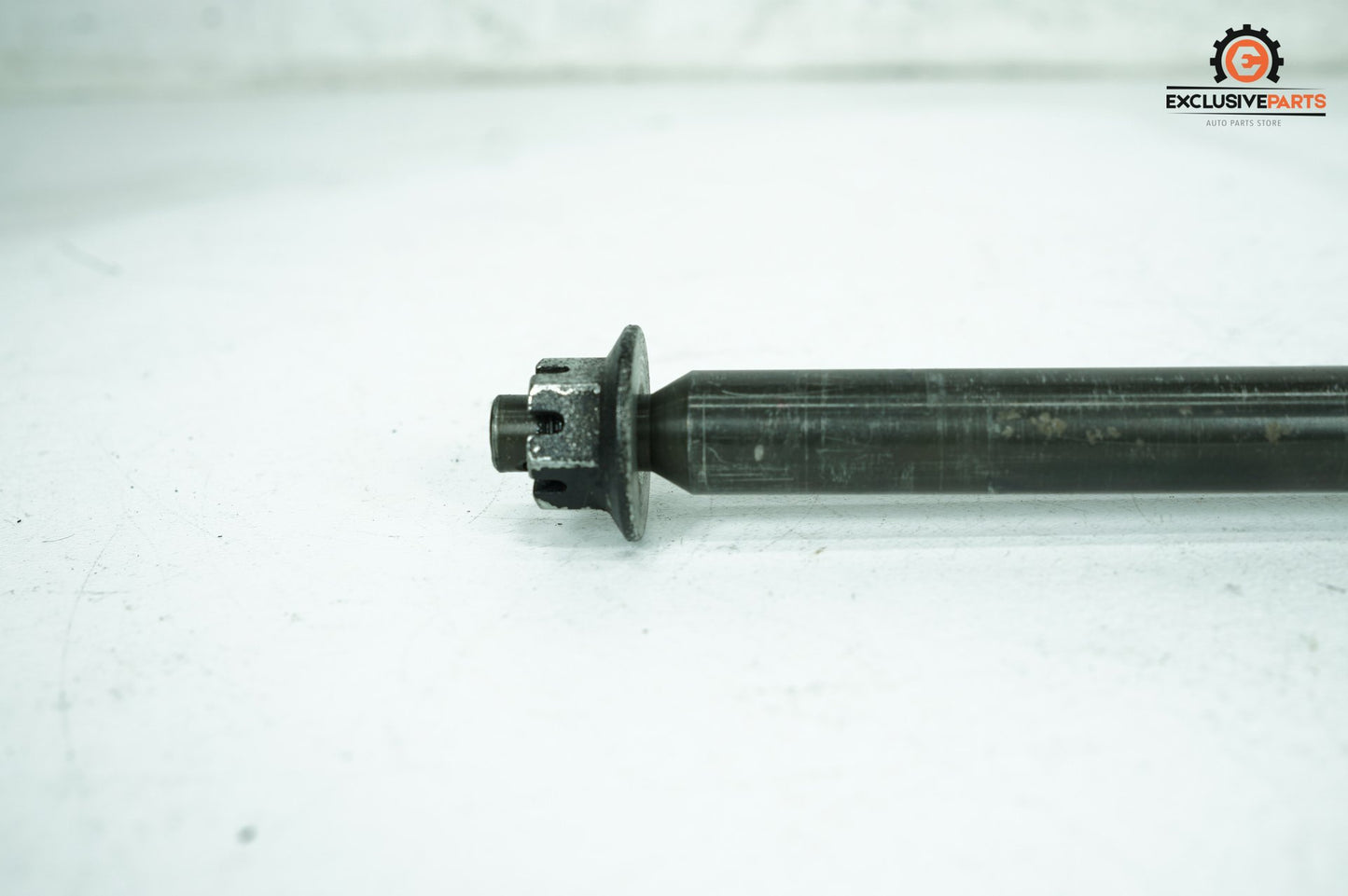 1986 - 1999 Harley-Davidson Dyna Convertible Rear Fork Swingarm Pivot Bolt Shaft 47817-90