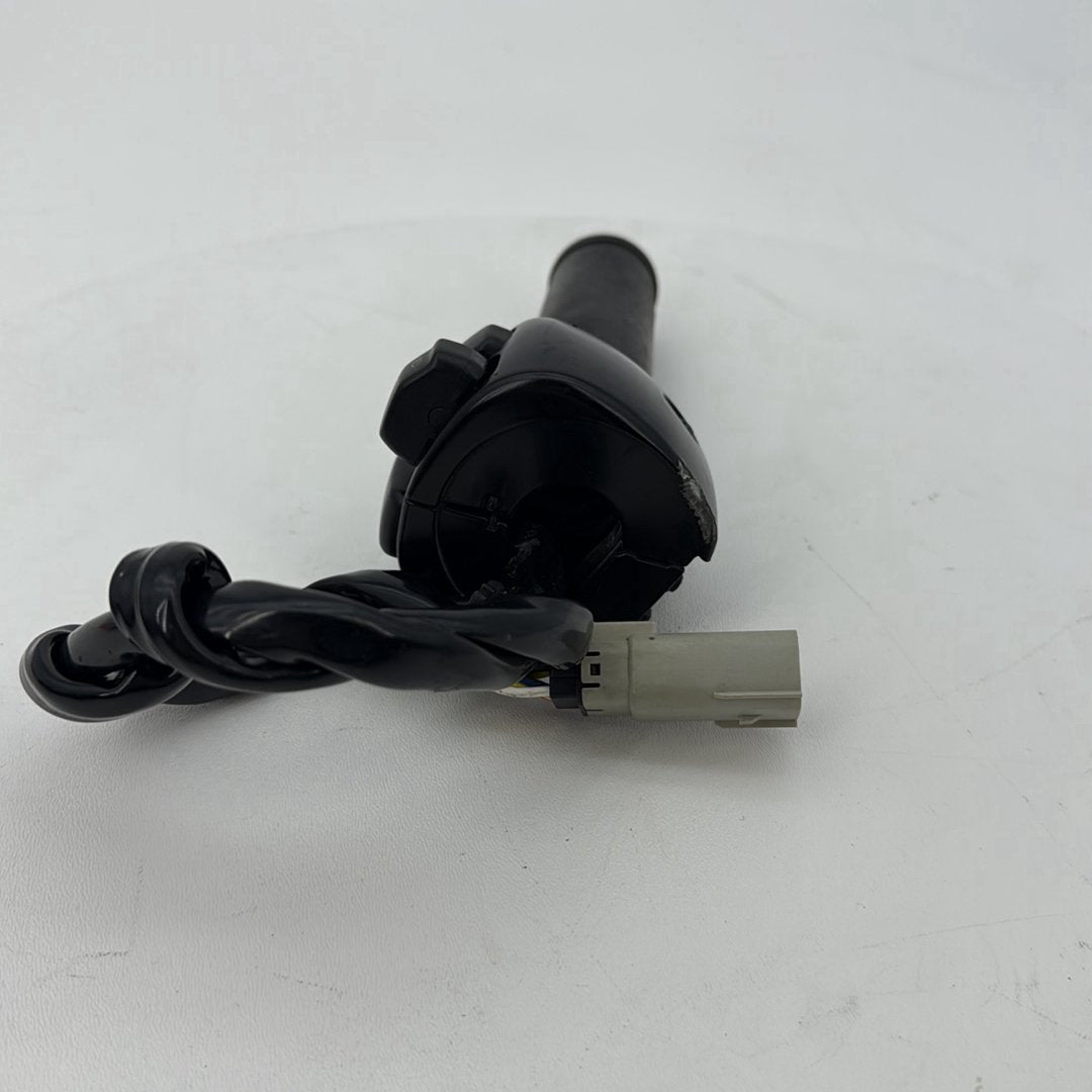 2007 - 2012 Harley-Davidson Dyna Super Glide Left Turn Signal Headlight Switches Controls 71682-06