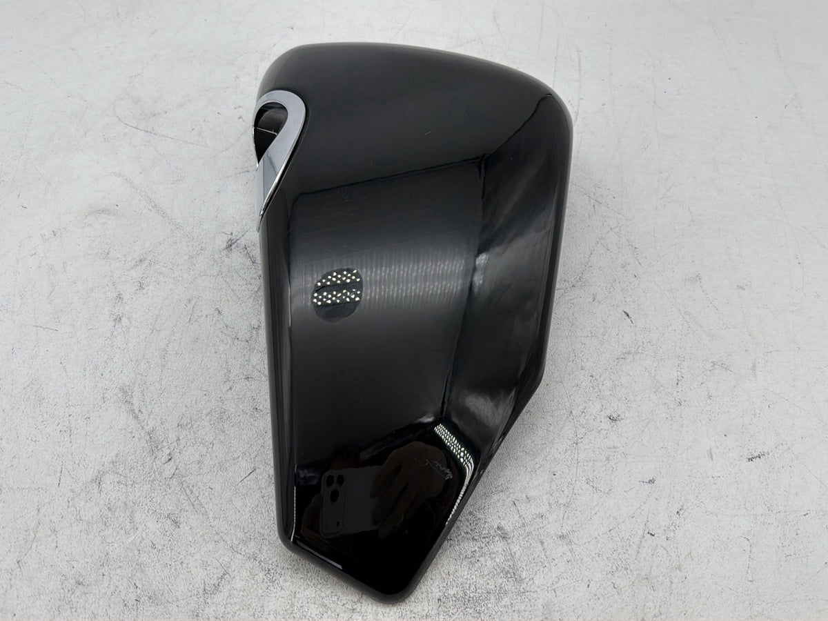 2006 Harley Sportster 1200 Custom XL1200C OEM Right Fairing Side Oil Tank Cover