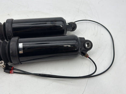 1999 - 2006 Harley-Davidson Touring CVO Screamin Eagle Road King Rear Left Right Shock Absorbers 54565-97C