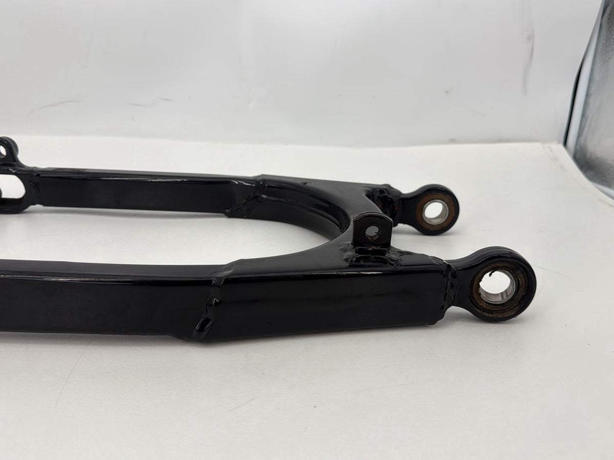 2014 Harley Sportster XL883L 883 SuperLow OEM Rear Fork Swingarm Swing Arm