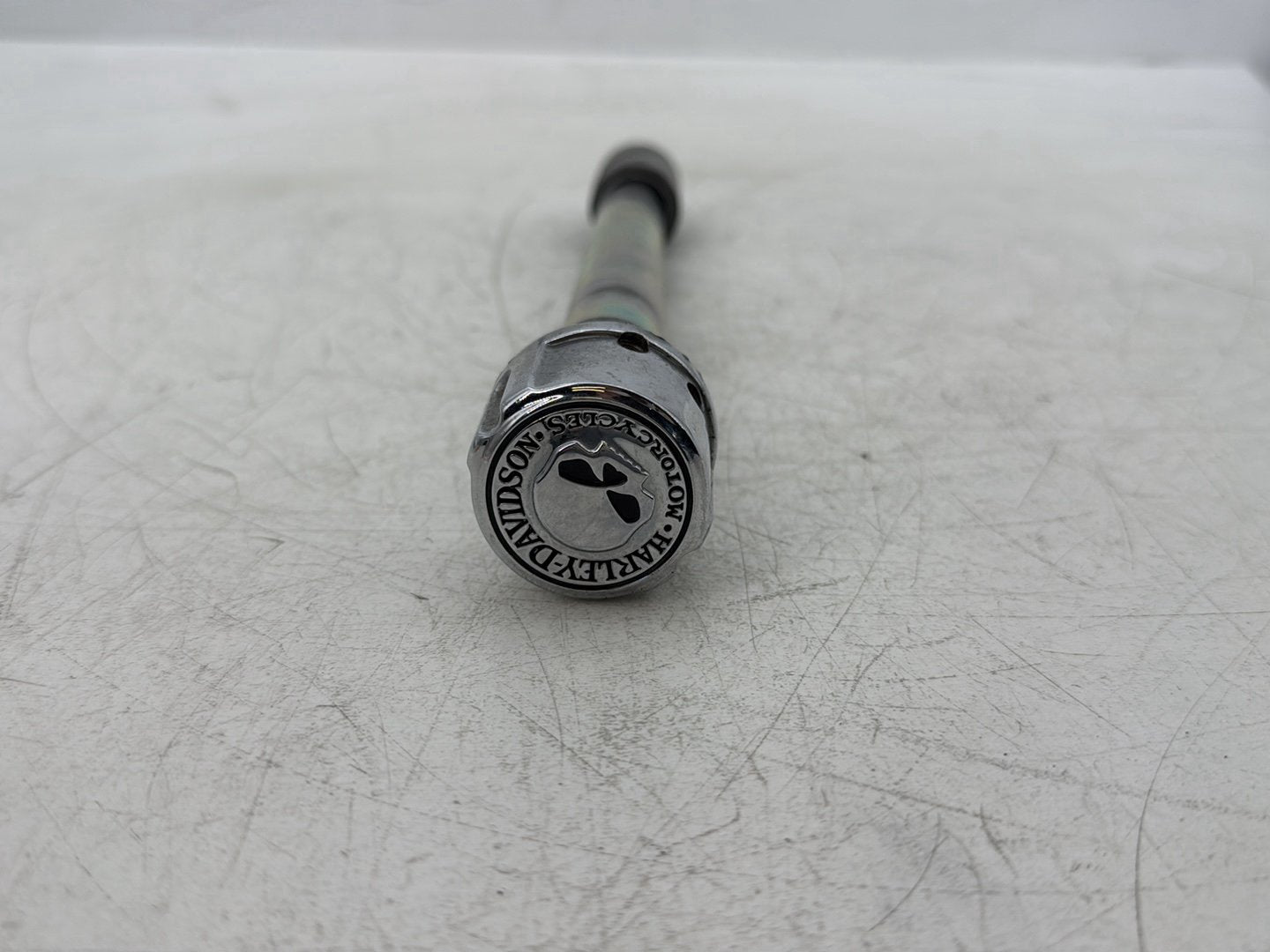 2006 Harley Electra Glide Touring Classic FLHTCI OEM Front Wheel Axle Bolt Shaft