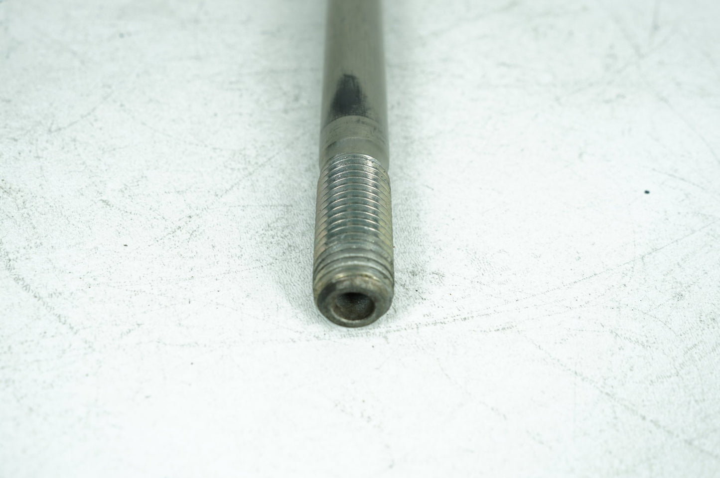 2007 - 2017 Harley-Davidson Dyna Wide Glide Rear Fork Swingarm Pivot Bolt Shaft   47641-06