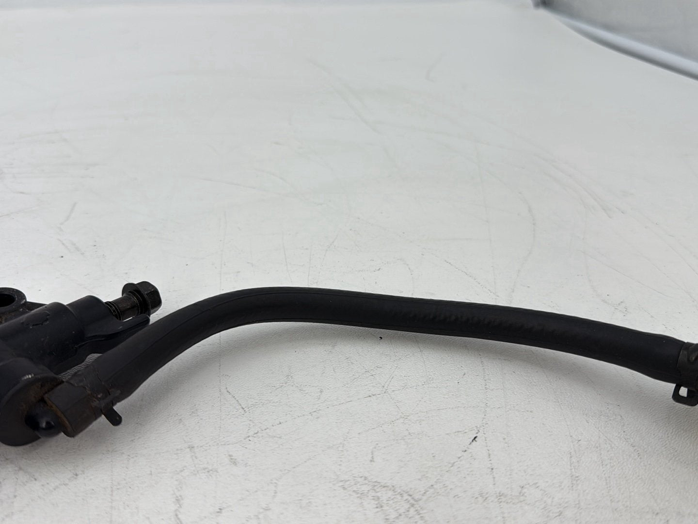 2004 - 2013 Harley-Davidson Sportster 1200 Custom Rear Brake Line Master Cylinder Reservoir Tank 42521-04