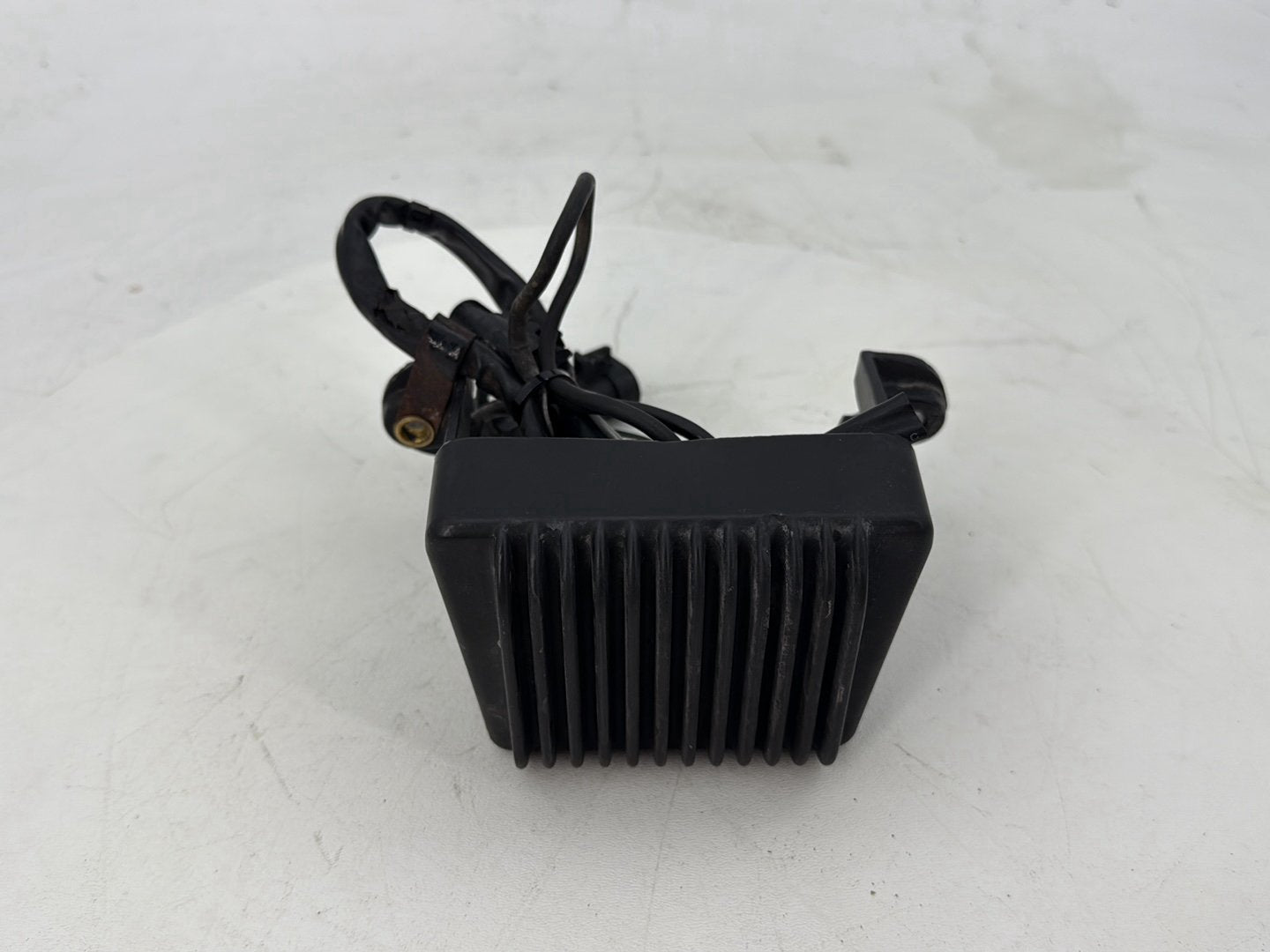 2005 Harley Road Glide Touring FLTRI OEM Voltage Regulator Rectifier