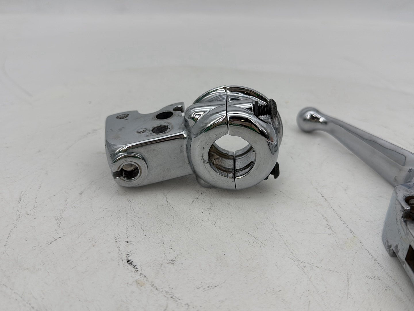 1999 - 2006 Harley-Davidson Touring CVO Screamin Eagle Road King Front Left Hand Clutch Control Lever 45077-07