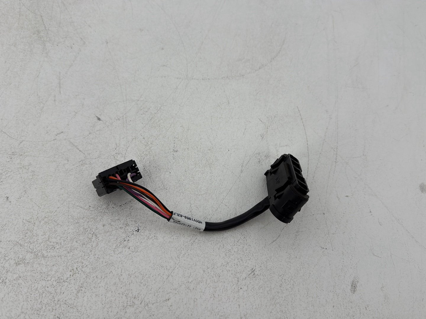 2007 - 2012 Harley-Davidson Touring Street Glide Dash Indicator Lamp Wire Plug 68789-96A 68789-96A