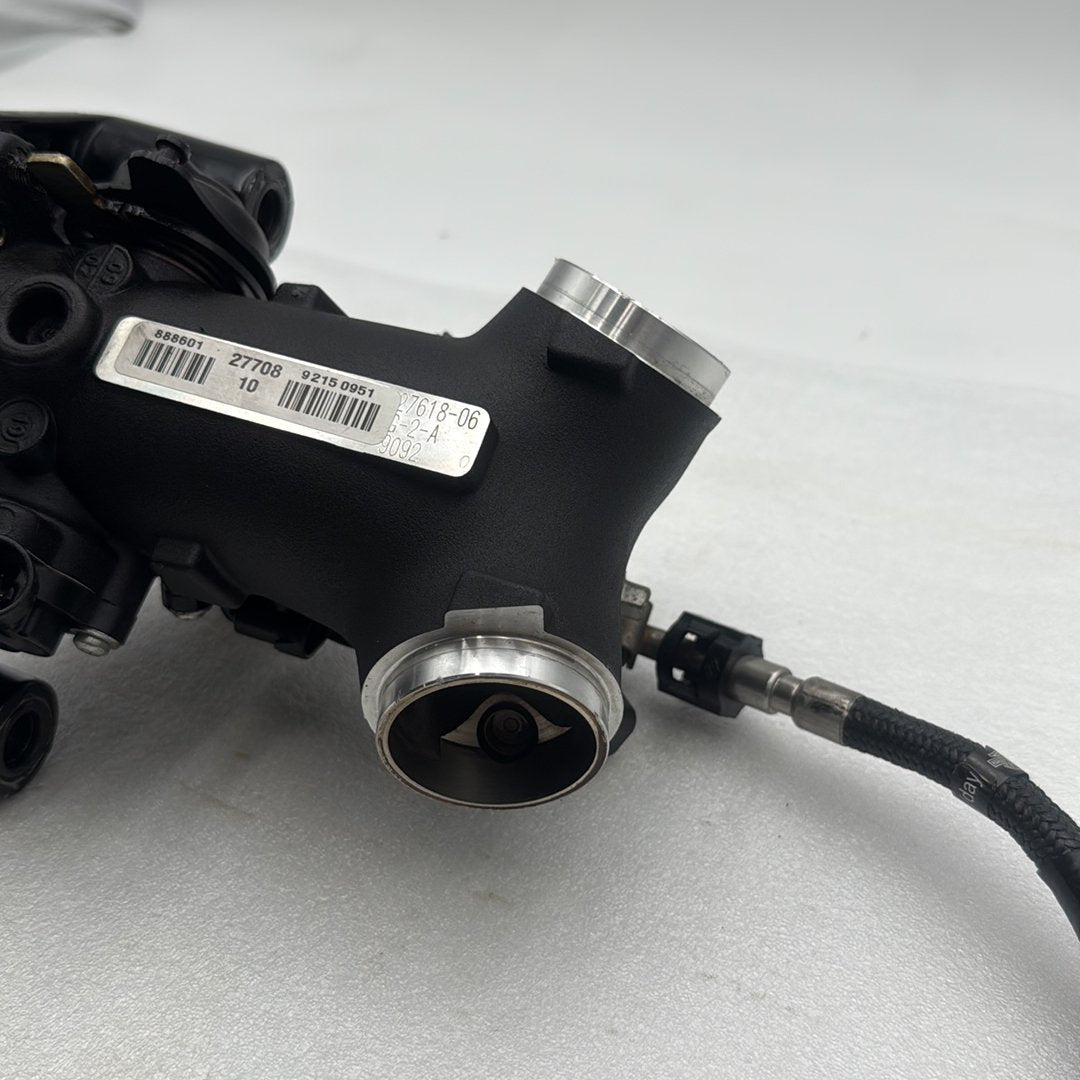 2007 - 2017 Harley-Davidson Dyna Wide Glide Engine Intake Manifold Throttle Body 27708-06A
