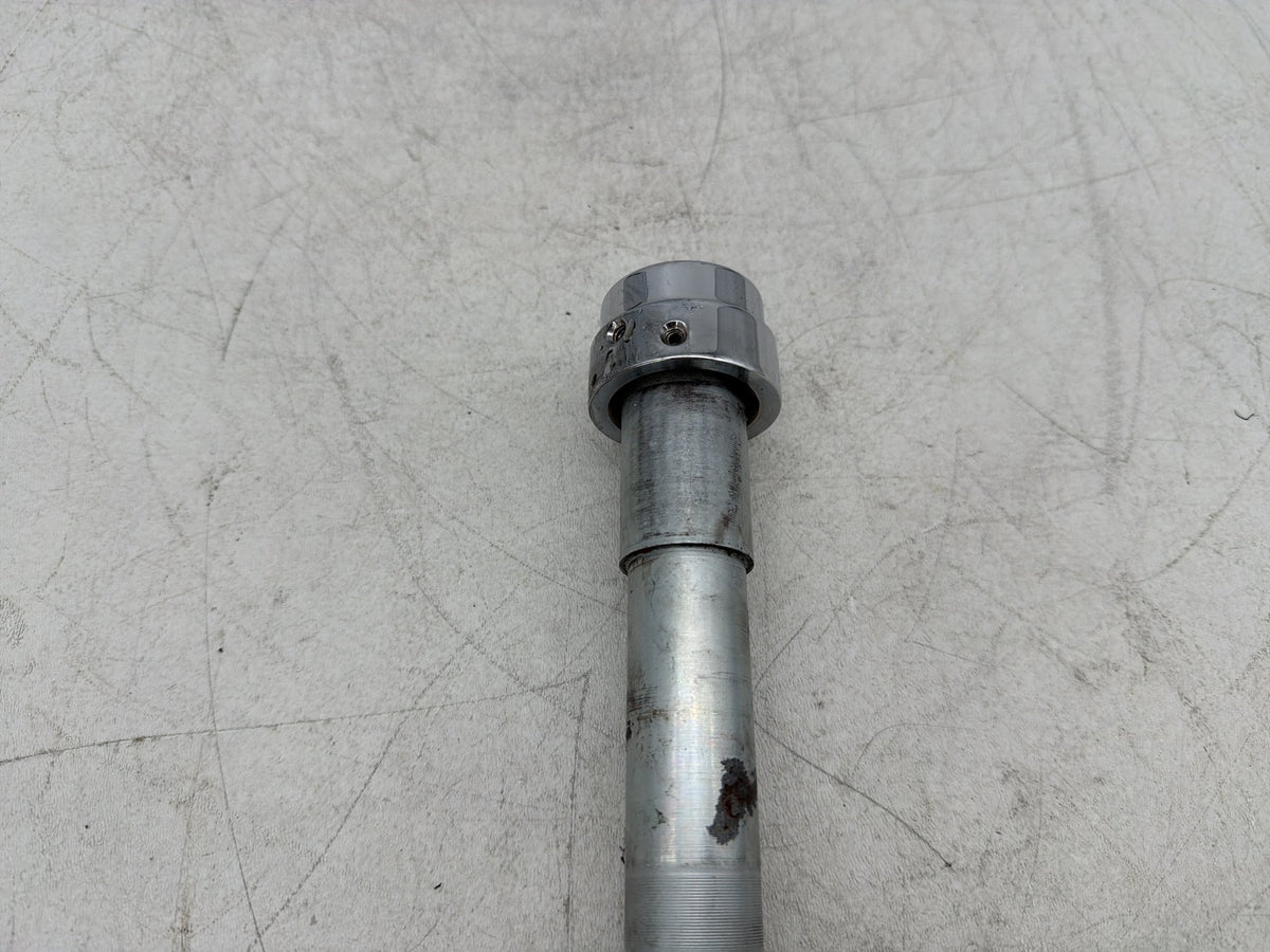 2017 Harley Dyna Street Bob FXDB OEM Front Wheel Axle Bolt Shaft 41628-08