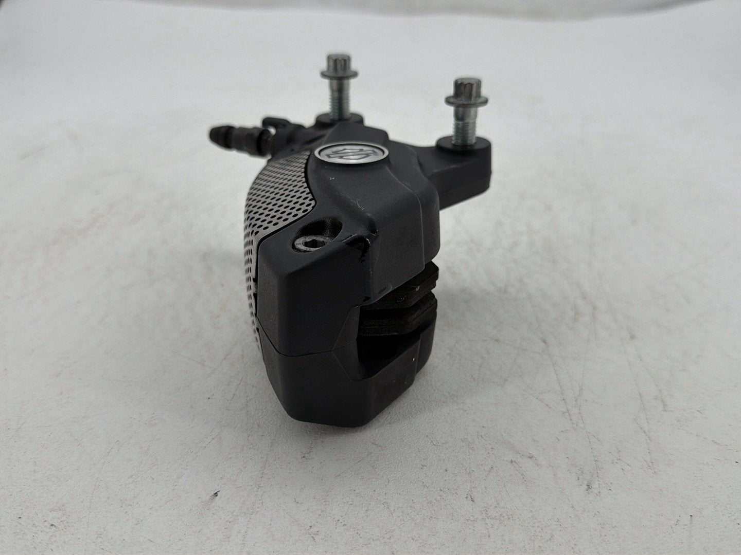 2013 Harley Street Glide Touring FLHX OEM Front Right 1 Brake Caliper 44023-08