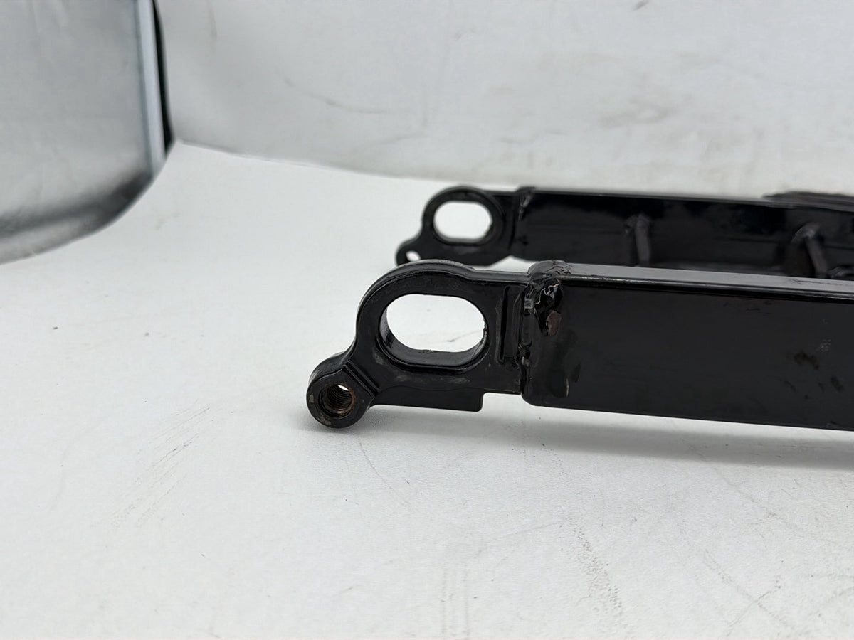 2005 Harley Electra Glide Touring Ultra OEM Rear Fork Swingarm Swing Arm