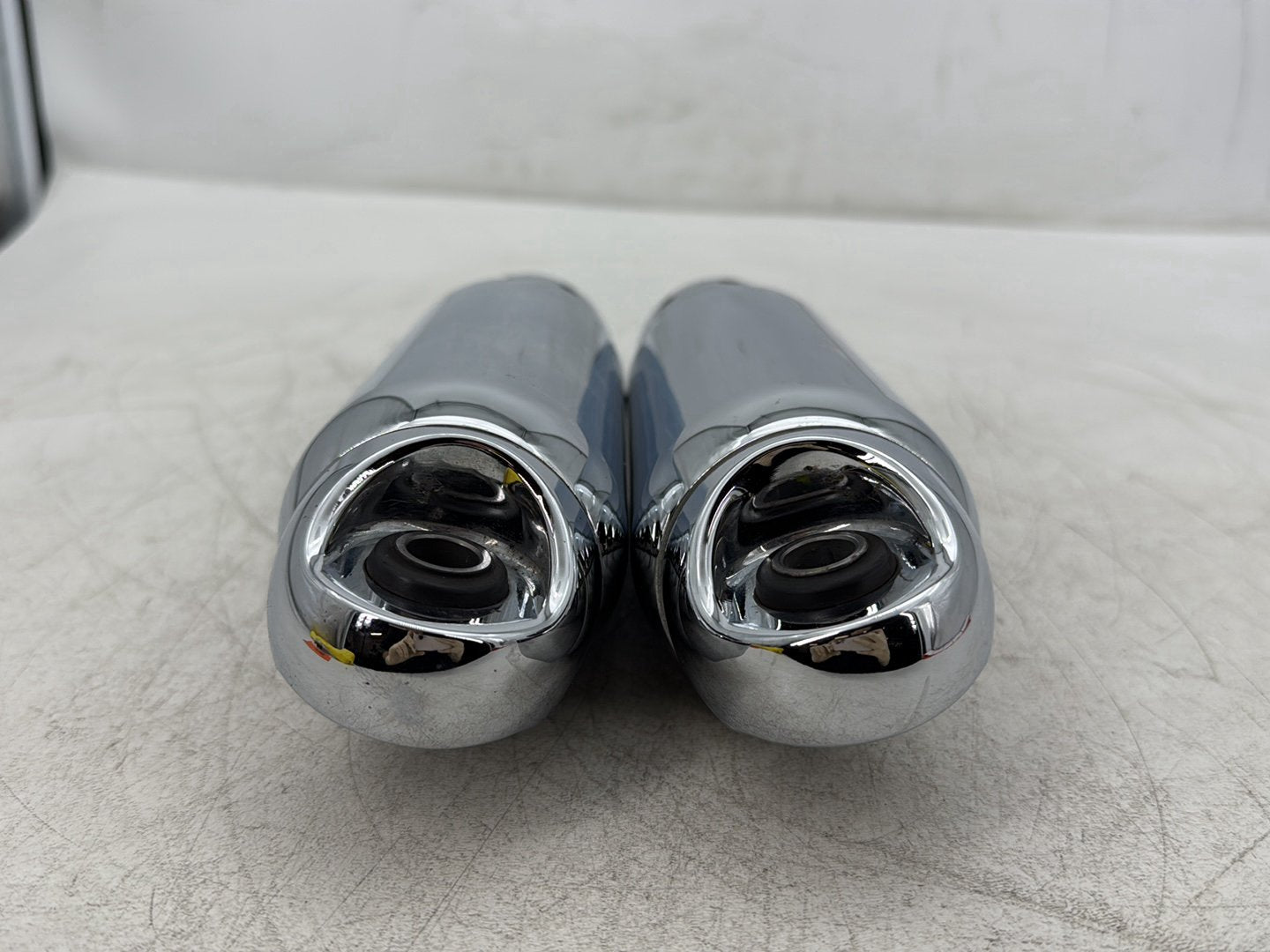 2010 Harley Dyna Fat Bob FXDF OEM Rear Left Right Shock Absorbers