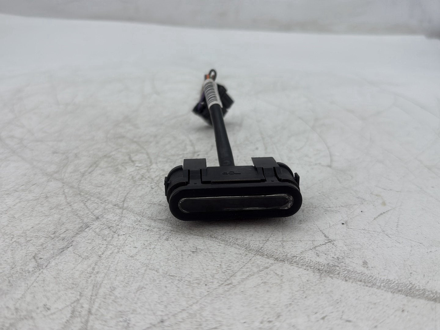2010 Harley Street Glide Touring FLHX OEM Dash Indicator Lamp Wire Plug 68789-96A